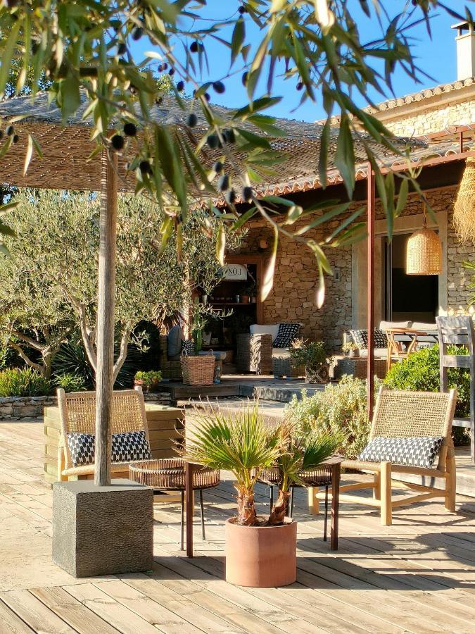 Villa Cabrida Cabrieres-d'Avignon Exterior photo